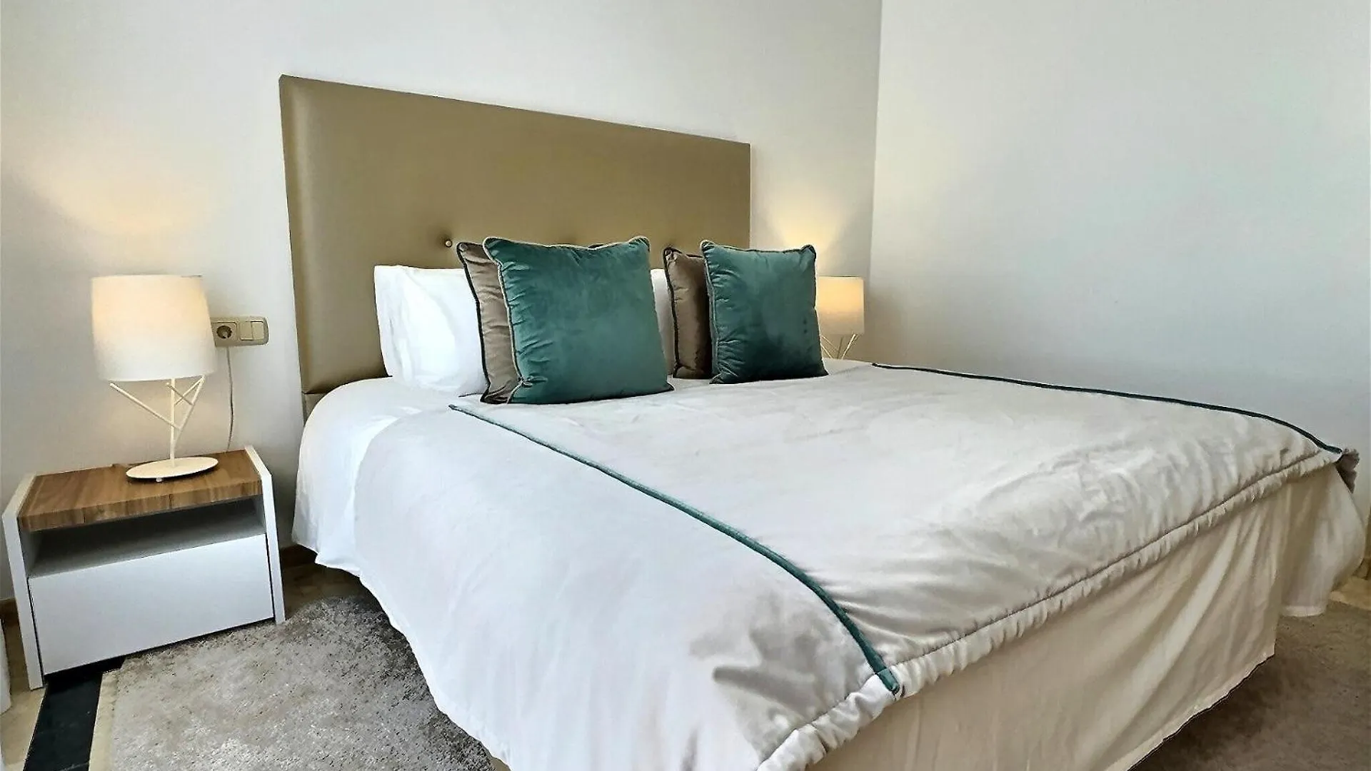Amazing Sea Views From This Exquisite Three-Bedroom Penthouse Apartment Buenas Noches 0*,  Spain